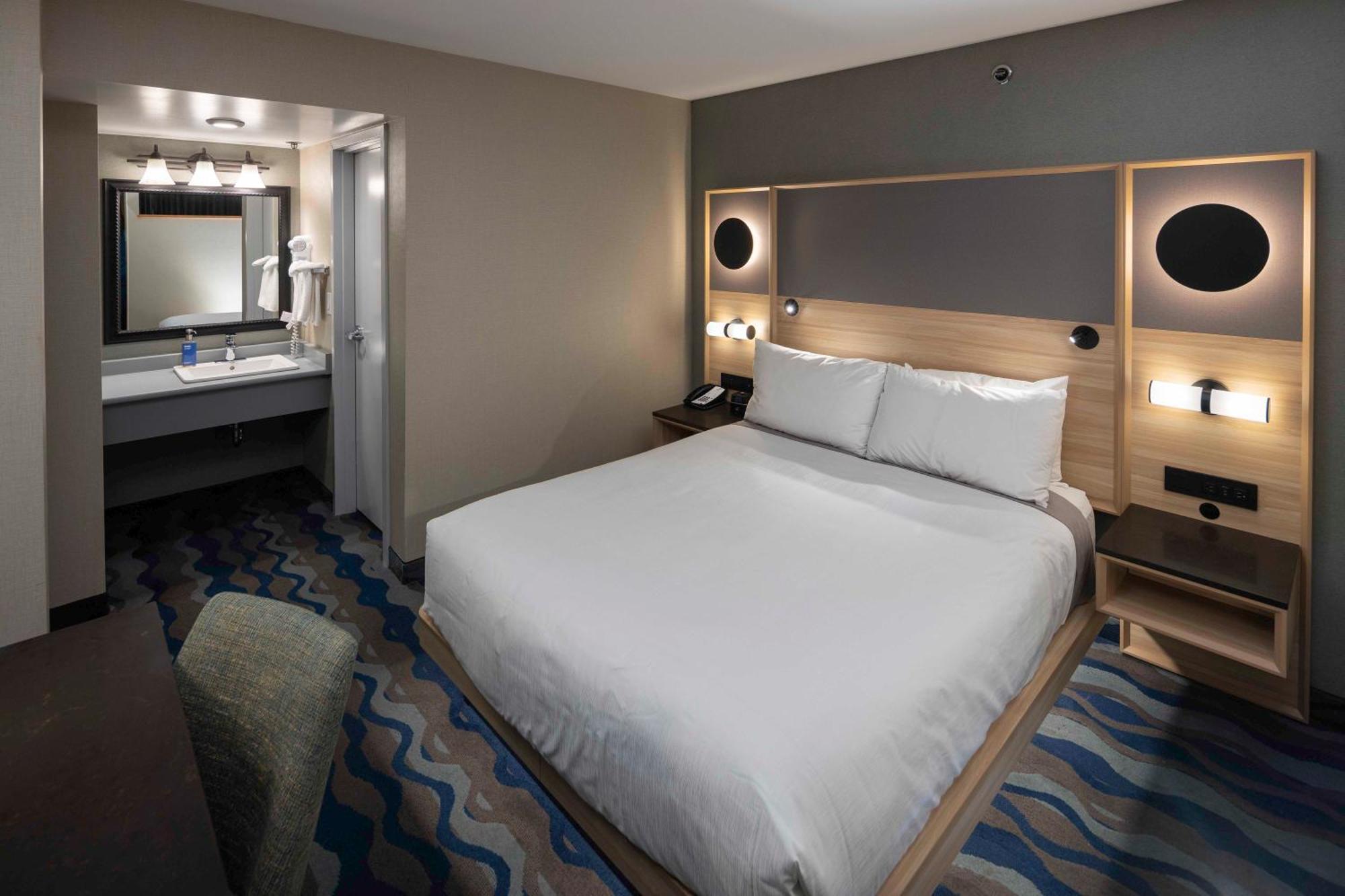 Accent Inns Vancouver Airport Ричмонд Екстер'єр фото