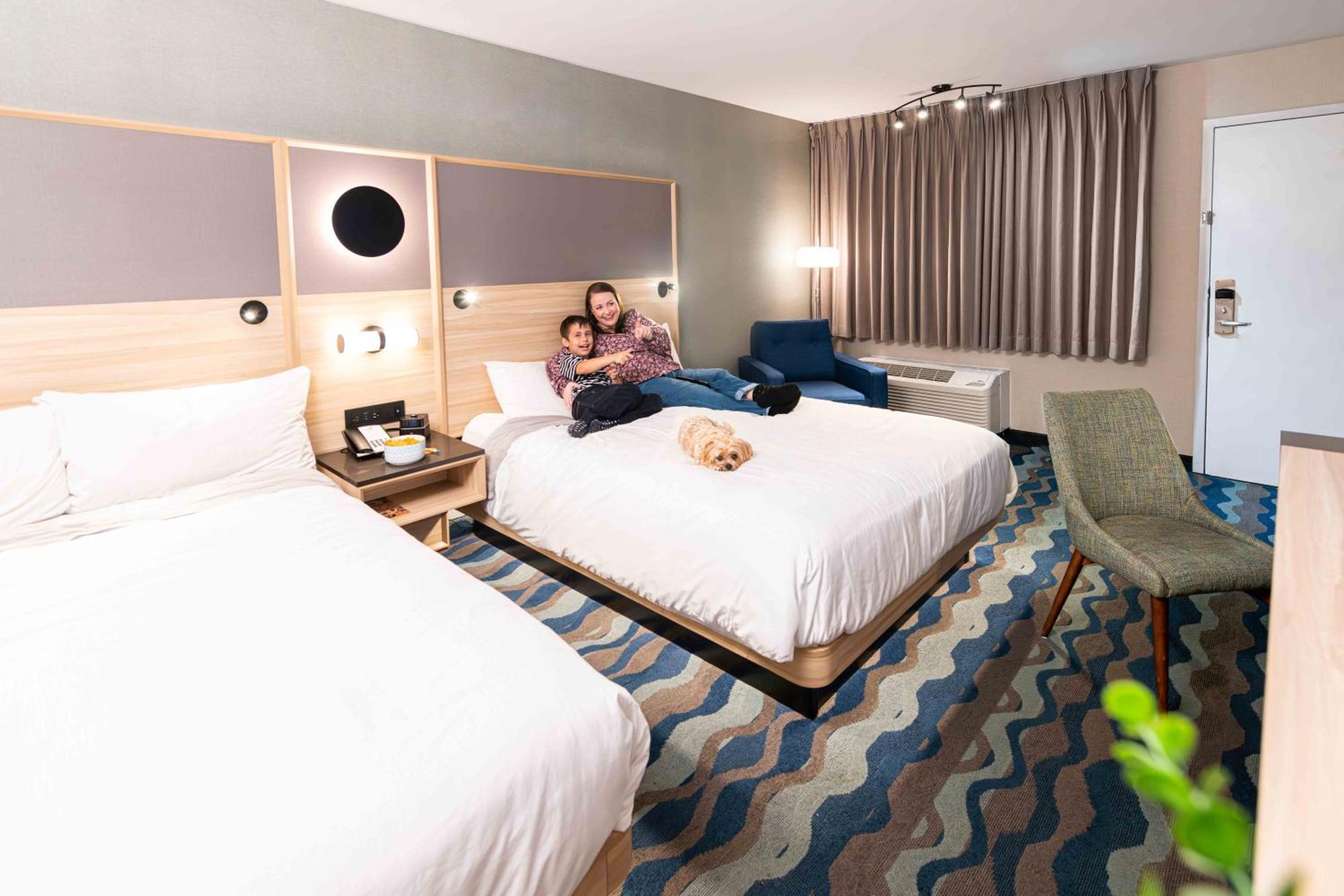 Accent Inns Vancouver Airport Ричмонд Екстер'єр фото